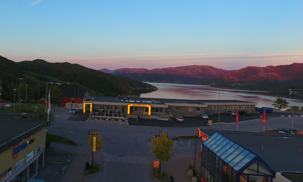 Bakkalandet Hotel Kolvereid Exteriér fotografie